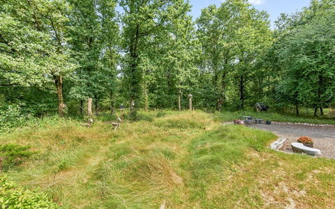 Lenya - 33Km from the Sea: Bergachtig Landvormen, Berg, Heuvel, Bergketen, Heuvel Station, Menselijke Nederzetting, Stedelijk Ontwerp, Alpen, Vallei, Top