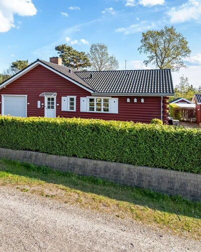 Ingert - 1Km from the Sea