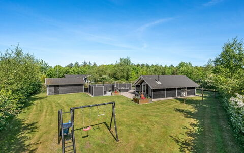 Kuisma - 1.1Km to the Fjord: Huis, Huis, Land Lot, Dak, Landelijk Gebied, Verblijf, Landgoed, Gazon, Landscaping, Werf
