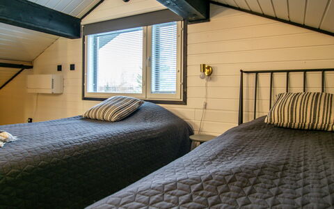 Aurinkopaikka: Hout, Slaapkamer, Verdieping, Plafond, Interieur Ontwerp, Bed, Flooring, Verlichting, Meubilair, Bed Frame