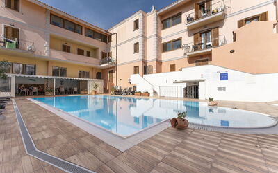 Cristal Blu Apartments In Santa Teresa Gallura
