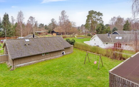 Arent - 1.1Km from the Sea: Hout, Meubilair, Appartement, Kamer, Plafond, Beits, Stoel, Hardwood, Vernis, Timmerhout