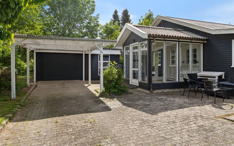 Elemine - 300M to the Fjord: Landgoed, Schaduw, Oprit, Boerderij