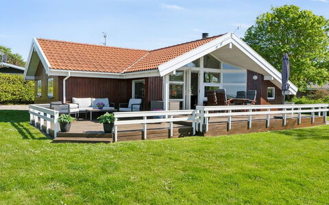 Gunwald - 230M from the Sea: Landgoed, Schaduw, Oprit, Boerderij