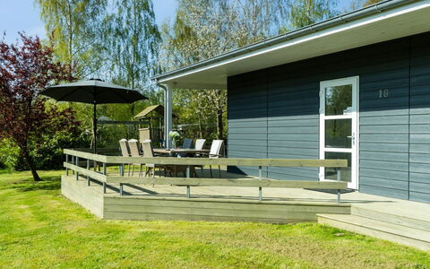 Matilde - 390M from the Sea: Dak, Huis, Huis, Verblijf, Siding, Landgoed, Oprit, Garden Gebouwen, Werf, Schuur