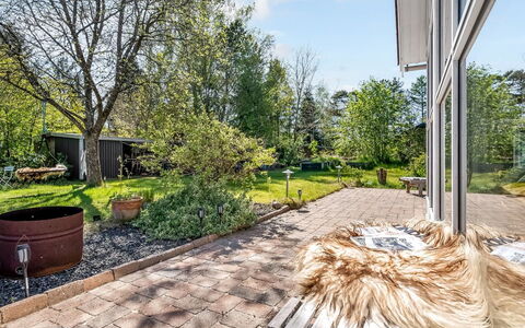Akule - 6Km from the Sea: Gras, Struik, Tuin, Woongebied, Land Lot, Huis, Groundcover, Landscaping, Landgoed