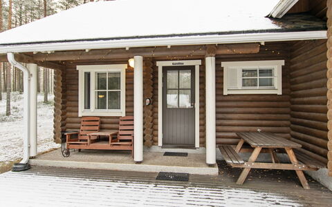 Kilpolan Orvokki, Pauliina Ja Karoliina: Hout, Verblijf, Huis, Huis, Deur, Hardwood, Garden Gebouwen, Beits, Blokhut, Plank