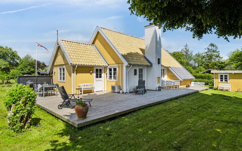 Jelko - 375M from the Sea: Huis, Dak, Huis, Verblijf, Struik, Groundcover, Landgoed, Boerderij, Siding, Garden Gebouwen