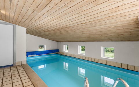 Maylin - 350M from the Sea: Landgoed, Schaduw, Oprit, Boerderij