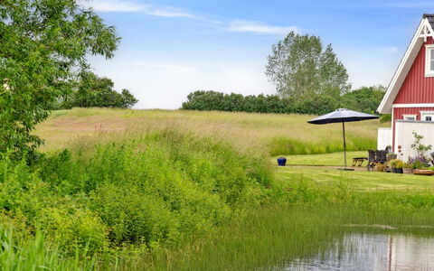 Sakari - 375M from the Sea: Huis, Dak, Huis, Verblijf, Struik, Groundcover, Landgoed, Boerderij, Siding, Garden Gebouwen
