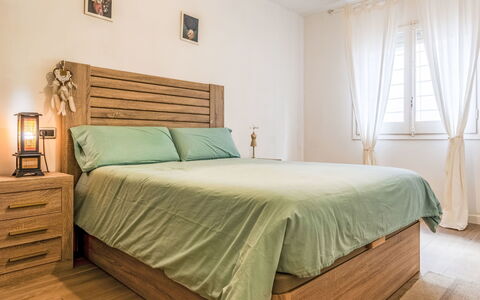 Valencia: Appartement, Balkon, Toevlucht, Eco Hotel, Schaduw, Stoel, Condominium, Hotel, Buitenmeubels
