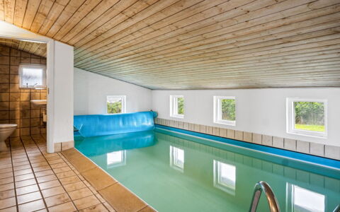 Nelina - 300M from the Sea: Zwembad, Boerderij, Landgoed, Villa, Toevlucht, Hacienda, Eco Hotel, Backyard