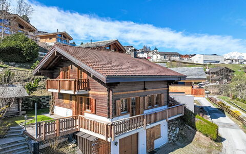 Nendaz 747: Huis, Dak, Huis, Verblijf, Landelijk Gebied, Dorp, Helling, Balkon, Veranda, Siding