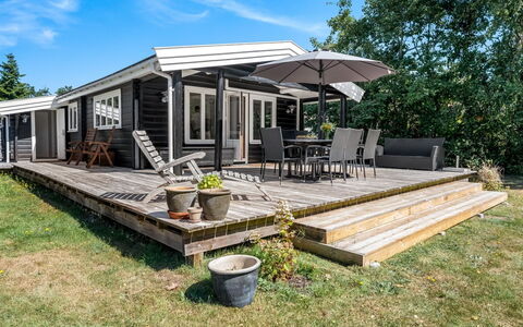 Bengta - 500M from the Sea: Landgoed, Schaduw, Oprit, Boerderij
