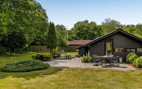 Reino - 30Km from the Sea: Dak, Huis, Huis, Verblijf, Deur, Siding, Dek, Veranda, Plank, Hardwood
