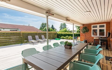 Kerttuli - 540M from the Sea: Appartement, Condominium, Landgoed, Balkon, Villa, Hotel