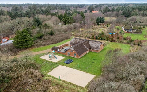 Aagot - 1.7Km from the Sea: Huis, Dak, Huis, Verblijf, Schuur, Garden Gebouwen, Siding, Werf, Blokhut, Hut