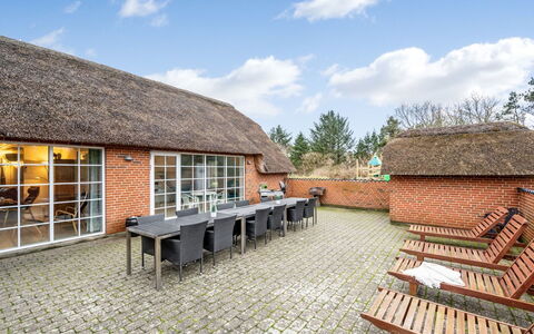 Aagot - 1.7Km from the Sea: Huis, Dak, Huis, Verblijf, Schuur, Garden Gebouwen, Siding, Werf, Blokhut, Hut