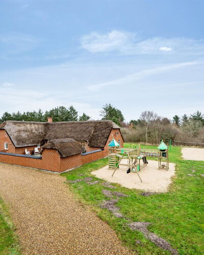 Aagot - 1.7Km from the Sea
