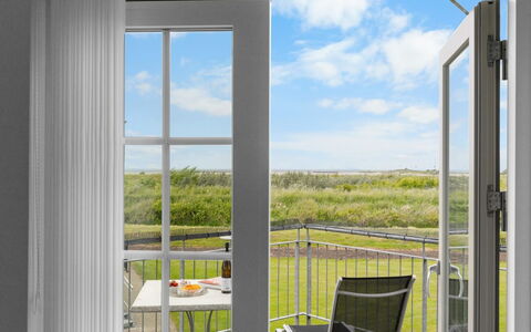 Casjen - 250M from the Sea: Appartement, Condominium, Landgoed, Balkon, Villa, Hotel