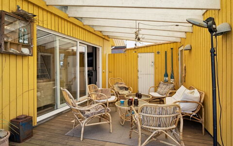 Asgerd - 20M from the Sea: Blauw, Struik, Verblijf, Groundcover, Tuin, Landgoed, Schaduw, Landscaping, Boerderij, Eco Hotel