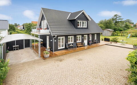 Brune - 330M from the Sea: Landgoed, Schaduw, Oprit, Boerderij