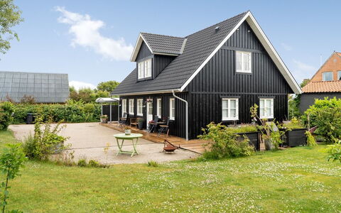Brune - 330M from the Sea: Landgoed, Schaduw, Oprit, Boerderij