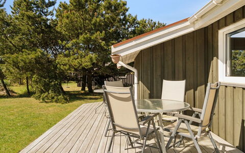 Suometar - 90M from the Sea: Gras, Grasland, Land Lot, Verblijf, Landelijk Gebied, Weide, Garden Gebouwen, Tuin, Schuur