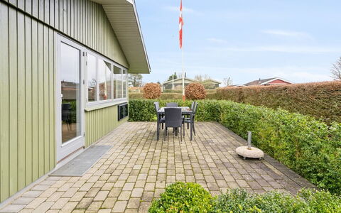 Severine - 650M from the Sea: Dak, Huis, Huis, Verblijf, Deur, Siding, Dek, Veranda, Plank, Hardwood