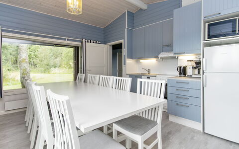 Anttoora B-Sauna: Hout, Plafond, Interieur Ontwerp, Flooring, Verdieping, Meubilair, Kamer, Keuken, Countertop, Cabinetry