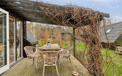 Lioba - 975M from the Sea