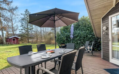 Emili - 300M from the Sea