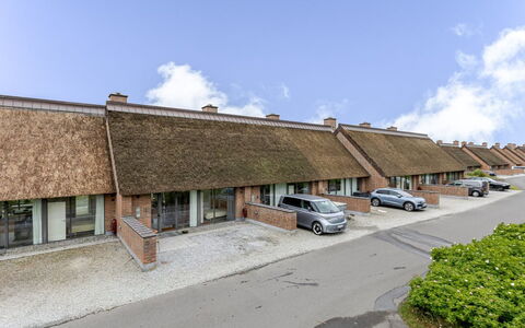 Øgoti - 500M from the Sea: Landgoed, Schaduw, Oprit, Boerderij