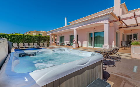 V8 Bastos - Vip Properties