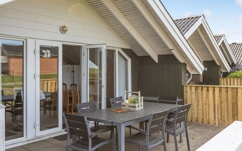 Reinhold - 1.9Km from the Sea: Landgoed, Schaduw, Oprit, Boerderij
