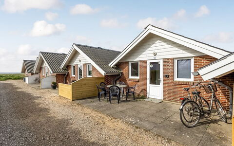 Reinhold - 1.9Km from the Sea: Landgoed, Schaduw, Oprit, Boerderij
