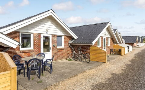 Reinhold - 1.9Km from the Sea: Landgoed, Schaduw, Oprit, Boerderij