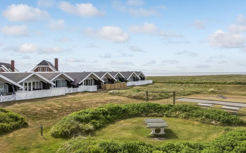 Reinhold - 1.9Km from the Sea: Landgoed, Schaduw, Oprit, Boerderij
