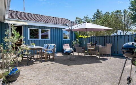Kaija - 100M from the Sea: Huis, Verblijf, Veranda, Siding, Boerderij, Outdoor Structuur