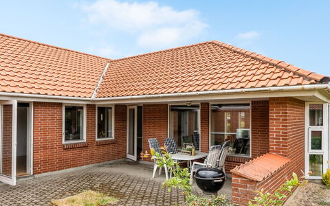 Srebra - 420M from the Sea: Recreatie, Reclame, Park, Banner, Teken, Pad