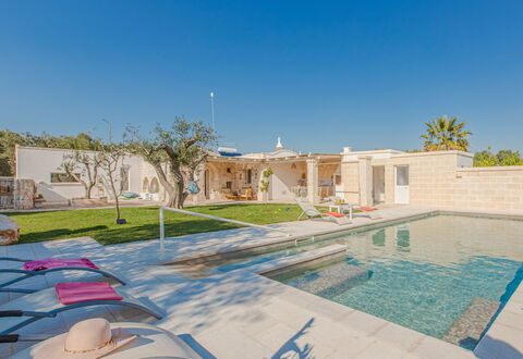 Lamia Del Vespro: Woongebied, Zwembad, Landgoed, Landscaping, Villa, Toevlucht, Hacienda, Hotel