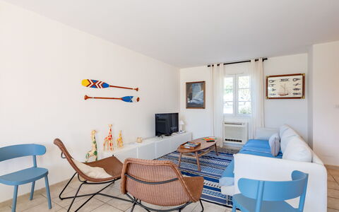 Laura: Zwembad, Vrije Tijd, Vakantie, Schaduw, Toevlucht, Badplaats, Hotel, Tropen