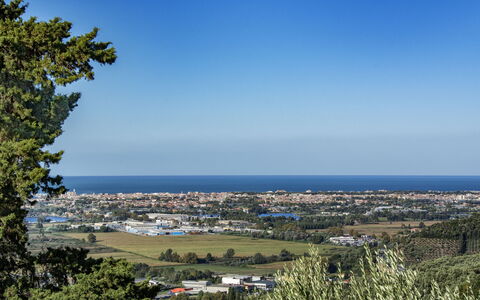 Casale La Pieve: Lucht, Blauw, Dag, Horizon, Evergreen