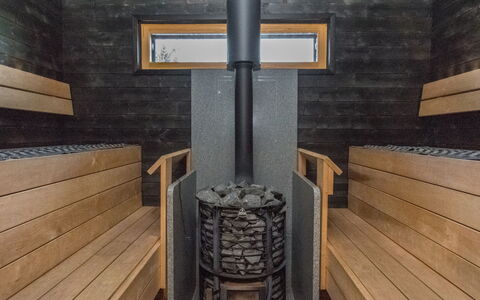 Villa Karhentimantti: Hout, Verblijf, Huis, Huis, Deur, Hardwood, Garden Gebouwen, Beits, Blokhut, Plank