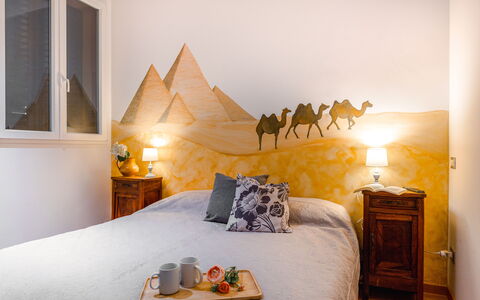 Casa Colleoro: Interieur Ontwerp, Slaapkamer, Muur, Bed, Laken, Meubilair, Bedding, Hout, Linens, Kamer