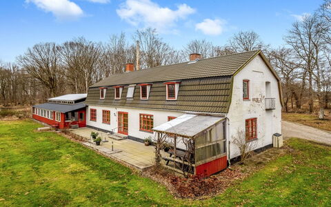 Eva - 9Km to the Fjord: Huis, Dak, Huis, Verblijf, Struik, Groundcover, Landgoed, Boerderij, Siding, Garden Gebouwen