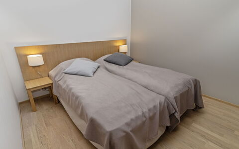 Ruka Chalets 2 Huoneisto 2405: Flooring, Verdieping, Muur, Hout, Houten Vloer, Slaapkamer, Interieur Ontwerp, Bed, Meubilair, Kamer
