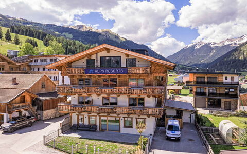 Lermoos 400: Balkon, Timmerhout