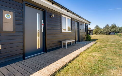 Danika - 1.5Km from the Sea: Huis, Huis, Dak, Verblijf, Landgoed, Landscaping, Garden Gebouwen, Siding, Boerderij