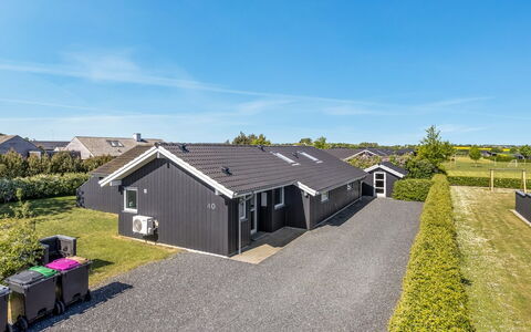 Delko - 650M from the Sea: Appartement, Condominium, Landgoed, Balkon, Villa, Hotel